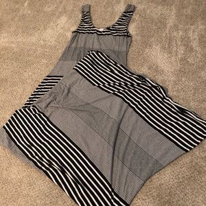 BLACK&WHITE MAXI DRESS